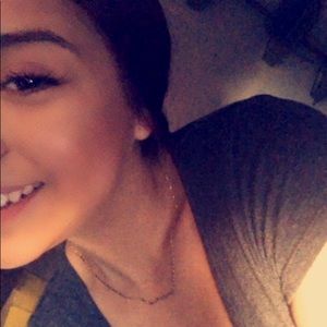 Meet your Posher, Arizbeth